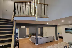 2226 Bedford Ct, Bushkill, PA 18324 - Photo 7