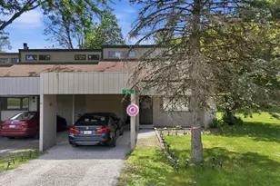 217 Evergreen Ct, Tannersville, PA 18372 - Photo 1