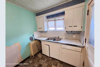  181 S Wyoming Street, Hazleton, PA 18201 - Photo 29