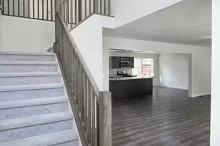 8091 Elizabeth Ln, Tobyhanna, PA 18466 - Photo 3