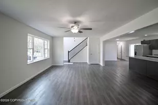 8091 Elizabeth Ln, Tobyhanna, PA 18466 - Photo 5