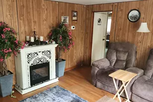 195 Maple St, Tobyhanna, PA 18466 - Photo 9