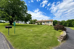292 Farmer Bush Rd, East Stroudsburg, PA 18301 - Photo 3