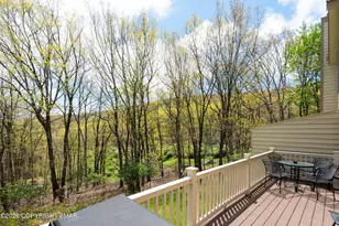 416 Hickory Dr, Tannersville, PA 18372 - Photo 15