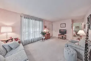 2883 W South St, Allentown, PA 18103 - Photo 9
