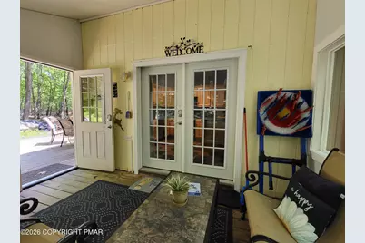  121 Park Court, Bushkill, PA 18324 - Photo 3