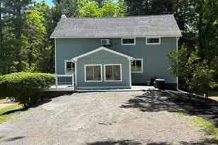 210 Victory Ln, Stroudsburg, PA 18360 - Photo 1