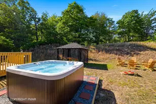 1299 Glade Dr, Long Pond, PA 18334 - Photo 37