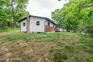 6011 Running Valley Rd, Stroudsburg, PA 18360 - Photo 5
