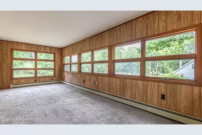  6011 Running Valley Road, Stroudsburg, PA 18360 - Photo 13