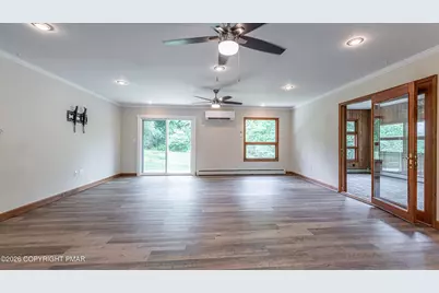  6011 Running Valley Road, Stroudsburg, PA 18360 - Photo 9