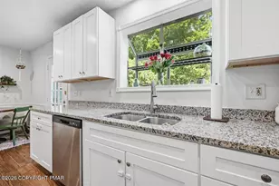 6039 Running Valley Rd, Stroudsburg, PA 18360 - Photo 23