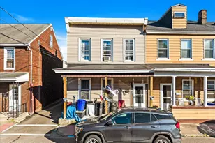 16 W Franklin St, Saint Clair, PA 17970 - Photo 1