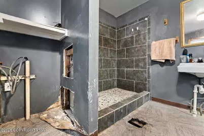  16 W Franklin Street, Saint Clair, PA 17970 - Photo 39