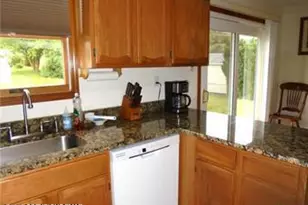 3010 Birch St, Whitehall, PA 18052 - Photo 5