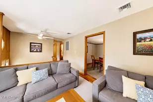 153 Mountain View Dr, Stroudsburg, PA 18360 - Photo 3