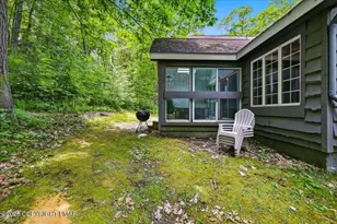 128 Short Hill Rd, Lake Harmony, PA 18624 - Photo 33