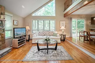 252 Long View Ln, Pocono Pines, PA 18350 - Photo 3