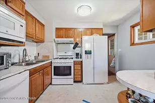 137 Sweetfern Rd, Stroudsburg, PA 18360 - Photo 17