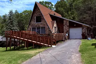 119 River Dr, Greentown, PA 18426 - Photo 1