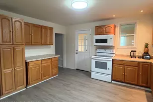 218 Moyallen St, Wilkes Barre, PA 18702 - Photo 9