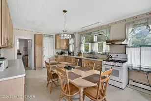 28 S Main St, Coopersburg, PA 18036 - Photo 51