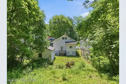  118 Elk Street, East Stroudsburg, PA 18301 - Photo 25
