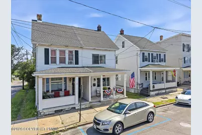  153 E White Street, Summit Hill, PA 18250 - Photo 3