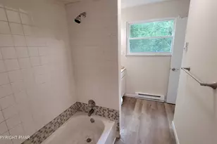 1041 Mt Tom Rd, East Stroudsburg, PA 18301 - Photo 21