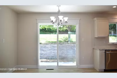  19 Somerset Drive, East Stroudsburg, PA 18301 - Photo 11