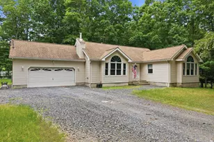 1142 Sierra Trails Dr, East Stroudsburg, PA 18302 - Photo 1