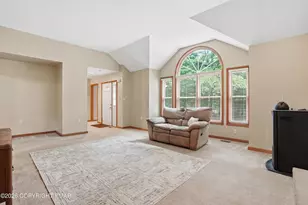 1142 Sierra Trails Dr, East Stroudsburg, PA 18302 - Photo 9