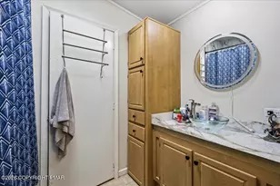 2549 Lynnwood Dr, East Stroudsburg, PA 18302 - Photo 21