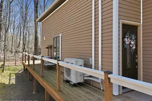 1053 Boat House Rd, Lake Ariel, PA 18436 - Photo 93