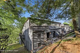 199 Sunbird Way, Tannersville, PA 18372 - Photo 1