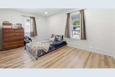  428 Shook Avenue, Stroudsburg, PA 18360 - Photo 13