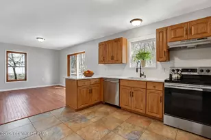 8202 Woodchuck Ct, East Stroudsburg, PA 18301 - Photo 11