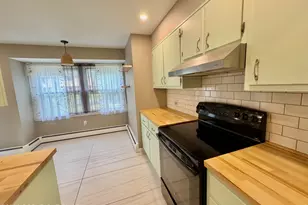 1111 Hillcrest Dr, Stroudsburg, PA 18360 - Photo 9