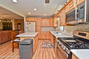 186 Quiet Valley Rd, Stroudsburg, PA 18360 - Photo 3