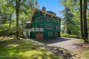 119 Falls Dr, Buck Hill Falls, PA 18323 - Photo 3