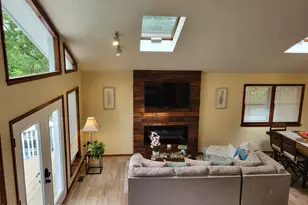 251 Dorchester Dr, Bushkill, PA 18324 - Photo 5