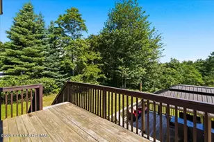 1091 Clover Rd, Long Pond, PA 18334 - Photo 33