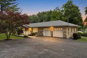 2103 Westbury Dr, Stroudsburg, PA 18360 - Photo 1