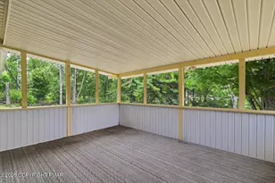 2103 Westbury Dr, Stroudsburg, PA 18360 - Photo 19