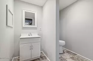 2103 Westbury Dr, Stroudsburg, PA 18360 - Photo 41