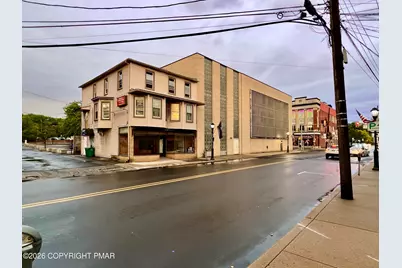  118 S Courtland Street, East Stroudsburg, PA 18301 - Photo 3