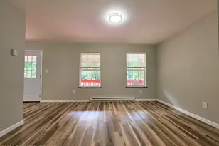 2149 Valleyview Dr, Bushkill, PA 18324 - Photo 5