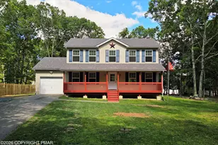 2149 Valleyview Dr, Bushkill, PA 18324 - Photo 1