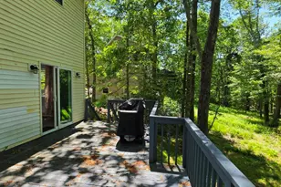112 Plymouth Ct, Bushkill, PA 18324 - Photo 3