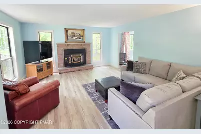  112 Plymouth Court, Bushkill, PA 18324 - Photo 5